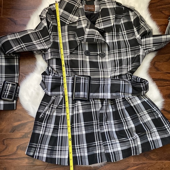 GUC Jessica plaid jacket in size 14 - Picture 7 of 8